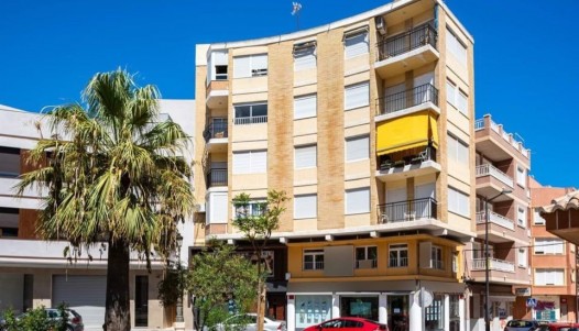 Apartamento - Segunda mano - Guardamar del Segura - Playa Centro