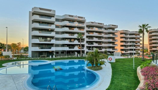 Apartment - Revente - Arenales del Sol - CBE02-038