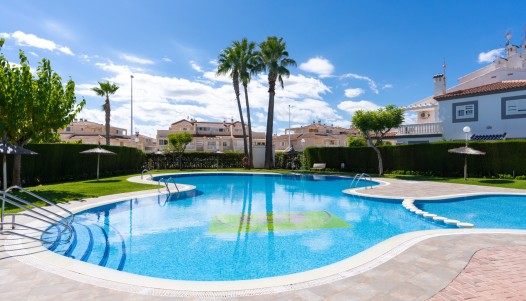 Apartment - Revente - Torrevieja - CBE02-035