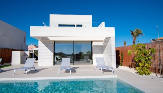 Chalet independiente  - Nueva construcción  - Los Montesinos - CBE01-373