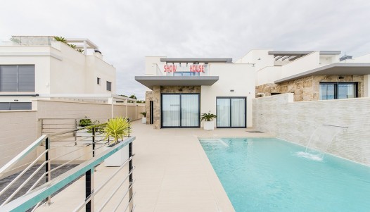 Chalet independiente  - Nueva construcción  - Orihuela - Las Colinas Golf