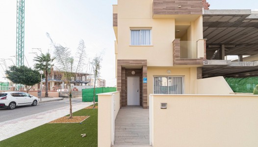 Duplex - Nueva construcción  - La Manga del Mar Menor - CBE01-1303