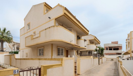 Radhus - Resale - Orihuela Costa - CBE02-242