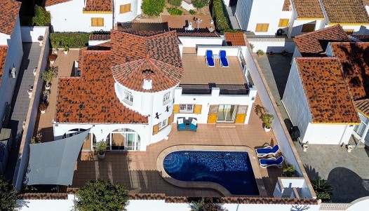 Villa - Resale - Mil Palmeras - CBE02-104