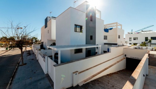 Villa - Revente - Torre de La Horadada - CBE02-085