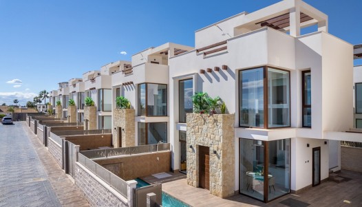 Villa / tomannsbolig - Nybygg - Los Montesinos - CBE01-570