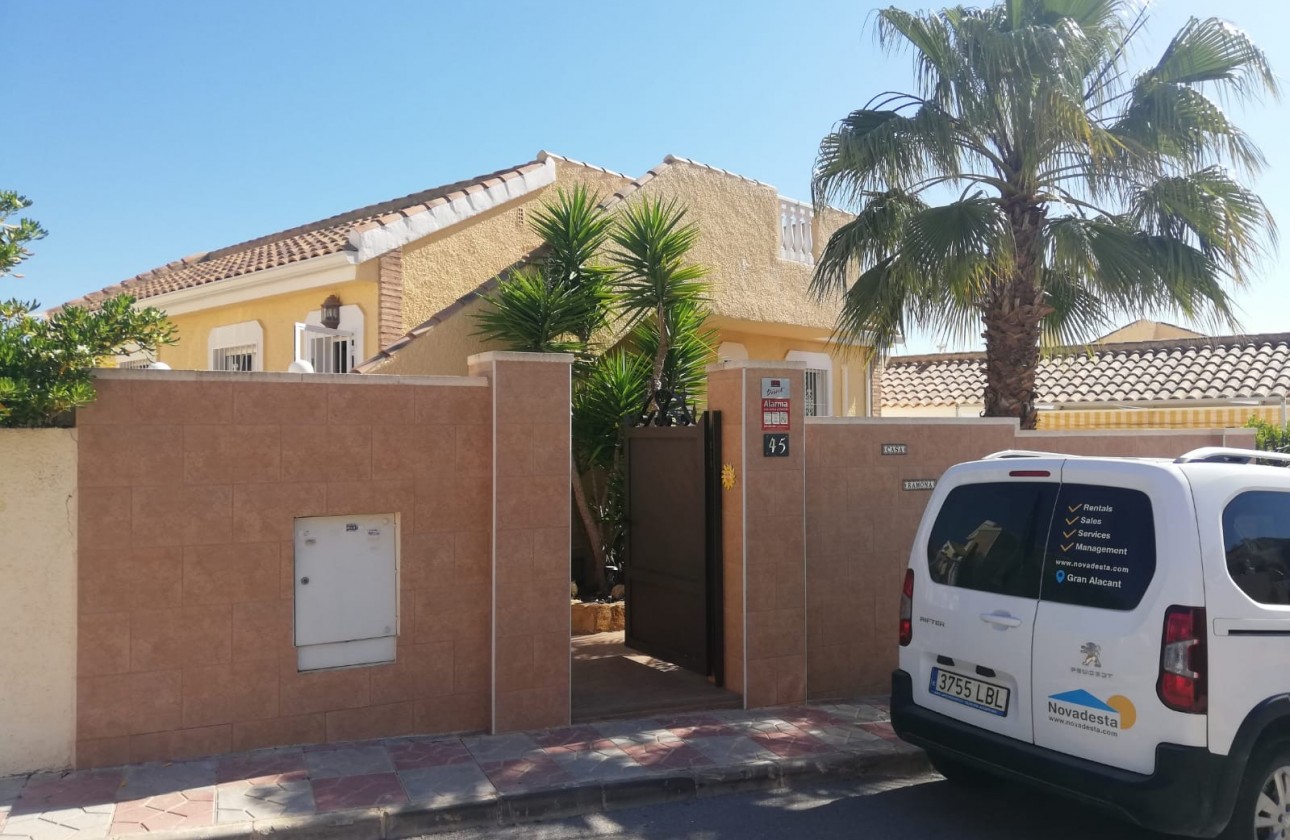 Resale - Villa - Gran Alacant - Monte y Mar Bajo