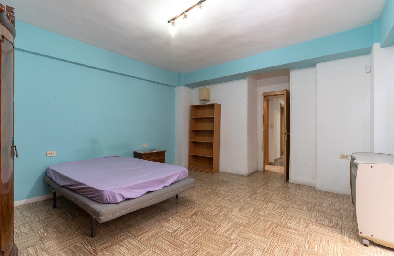 Segunda mano - Apartamento - Alicante