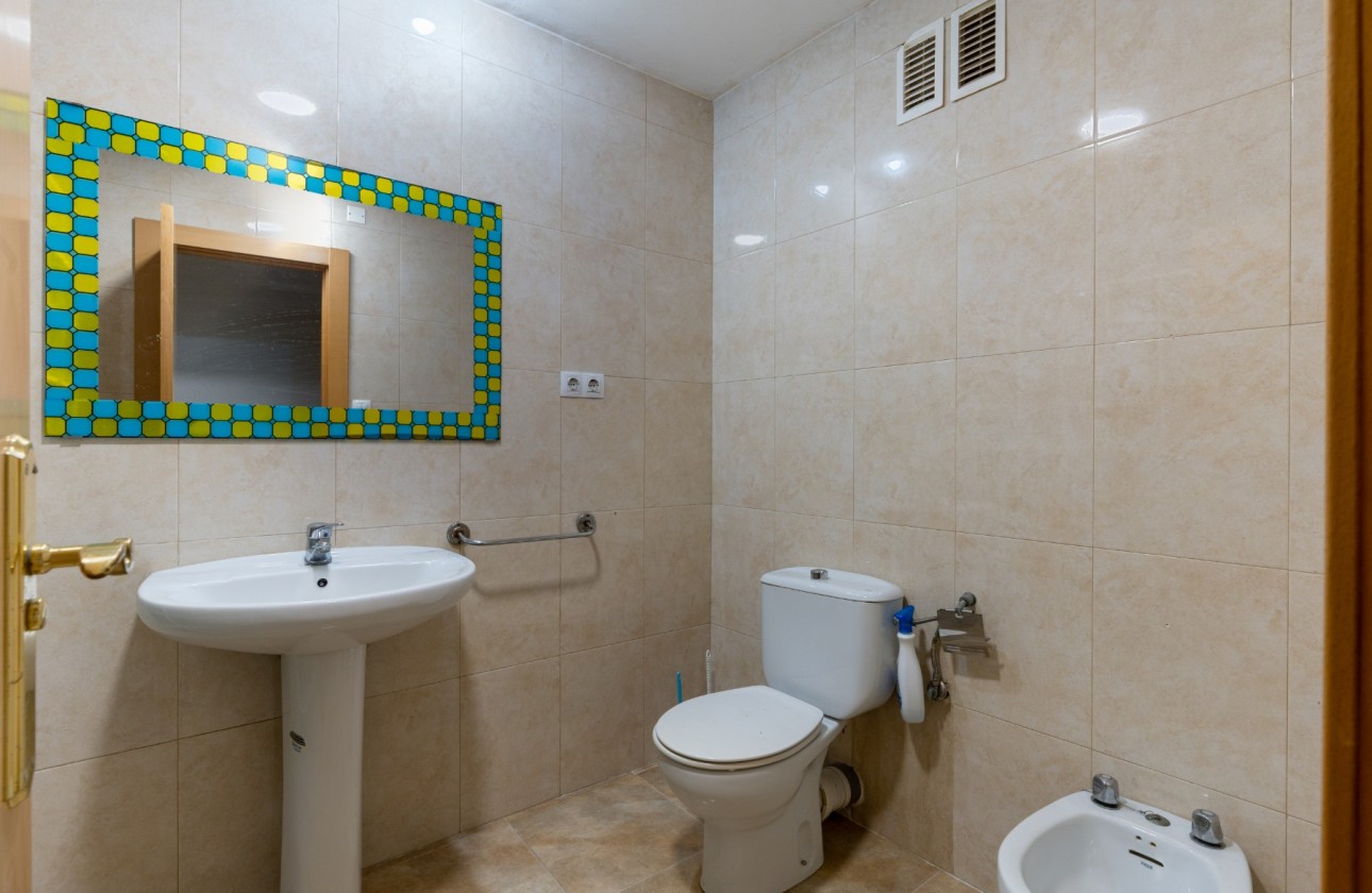 Segunda mano - Apartamento - Alicante