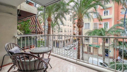 Segunda mano - Apartamento - Alicante