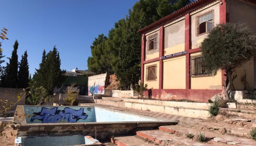 Resale - Country house - Salinas