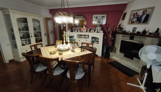 Brukte Boliger - Villa - Elda