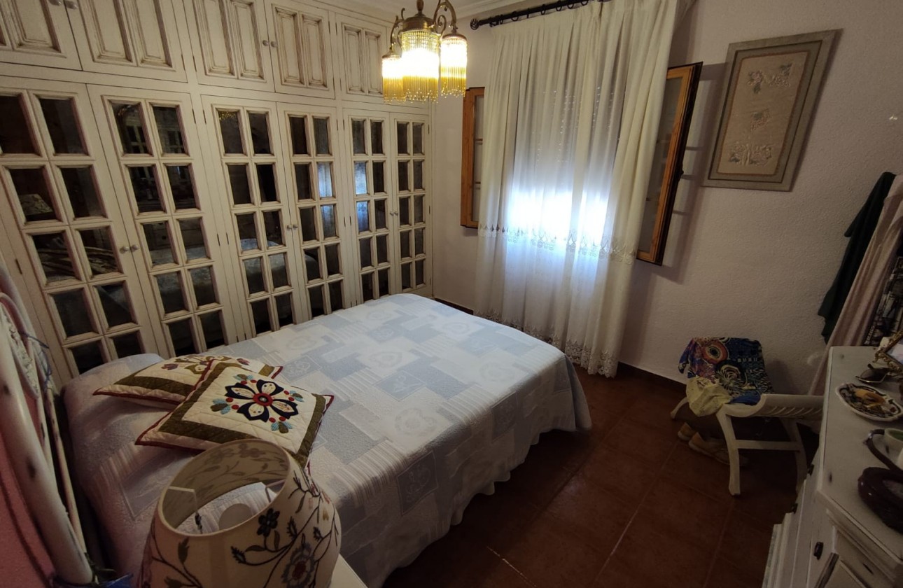 Brukte Boliger - Villa - Elda