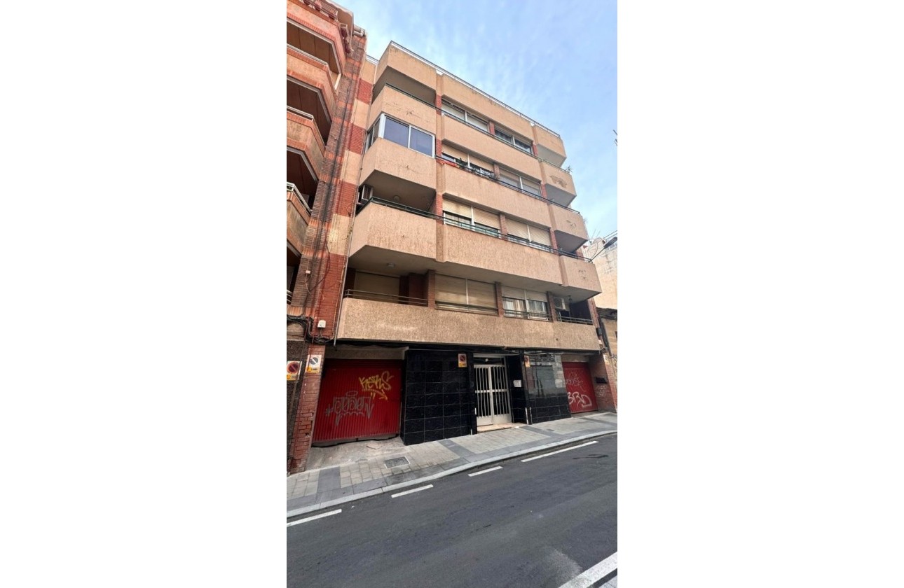 Sprzedaż - Apartament - Alicante - 