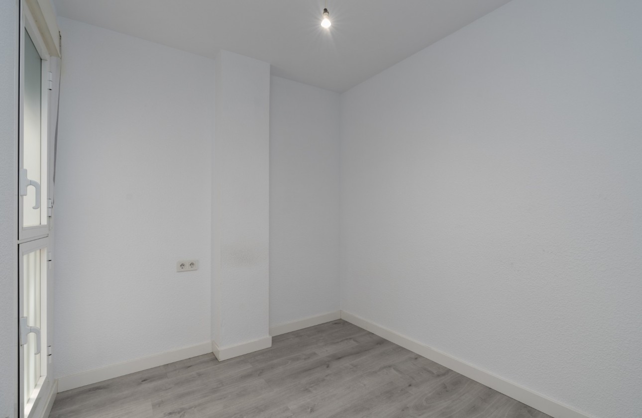Segunda mano - Apartamento - Alicante - Centro