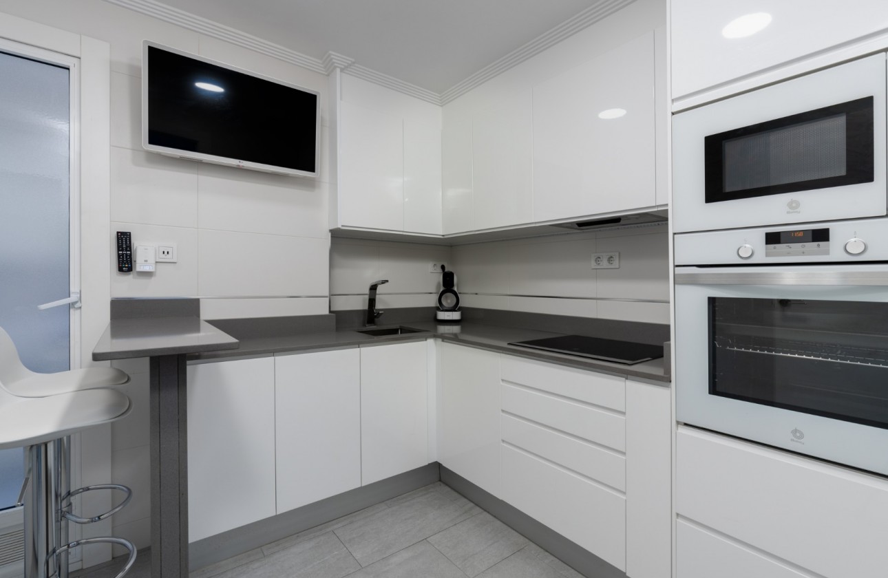 Segunda mano - Apartamento - Alicante - Centro