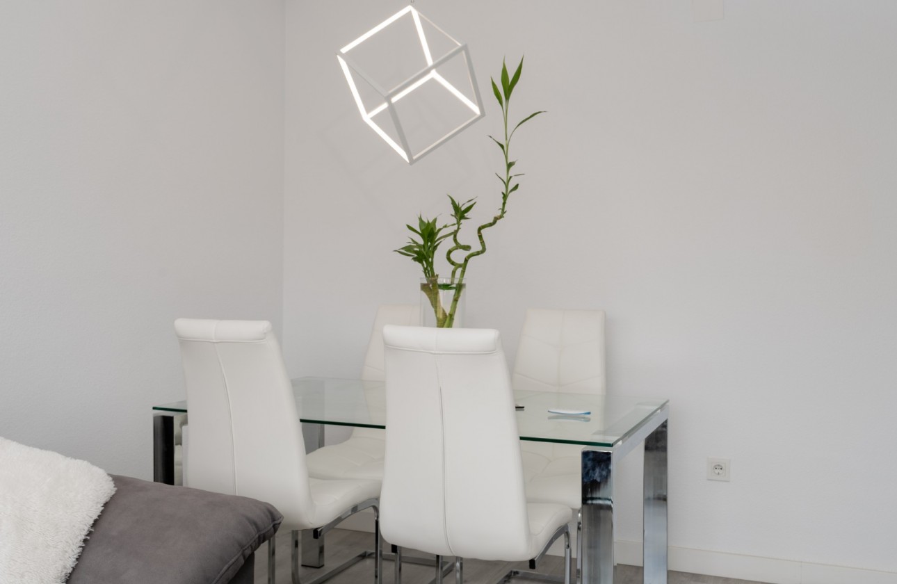 Segunda mano - Apartamento - Alicante - Centro