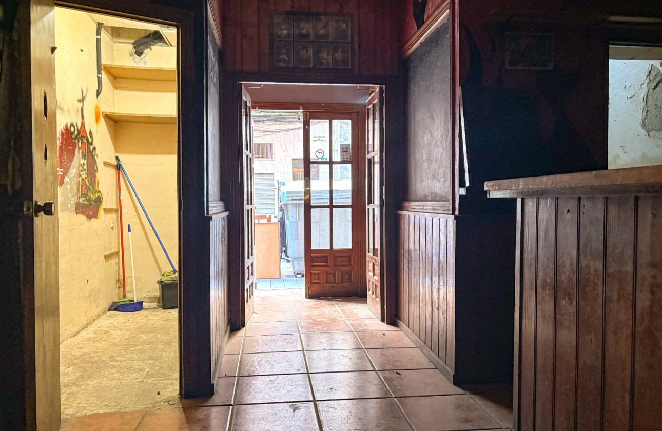 Revente - Commercial - Alicante - Centre