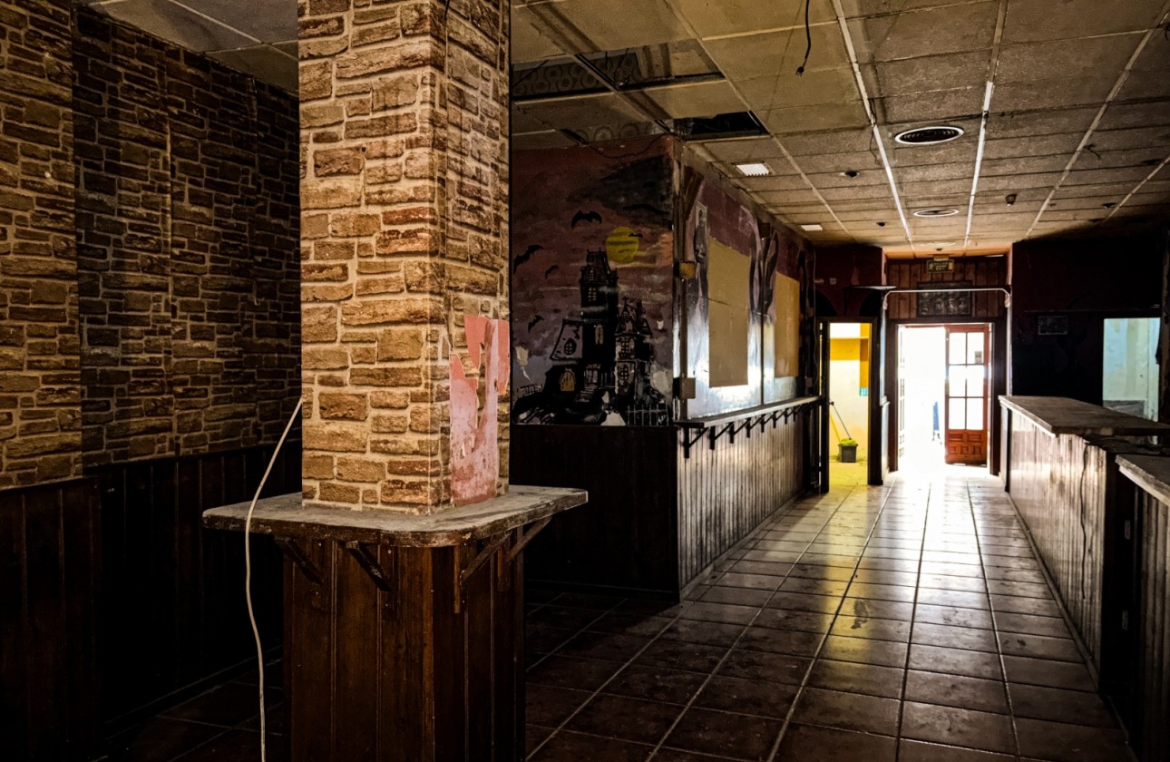 Revente - Commercial - Alicante - Centre