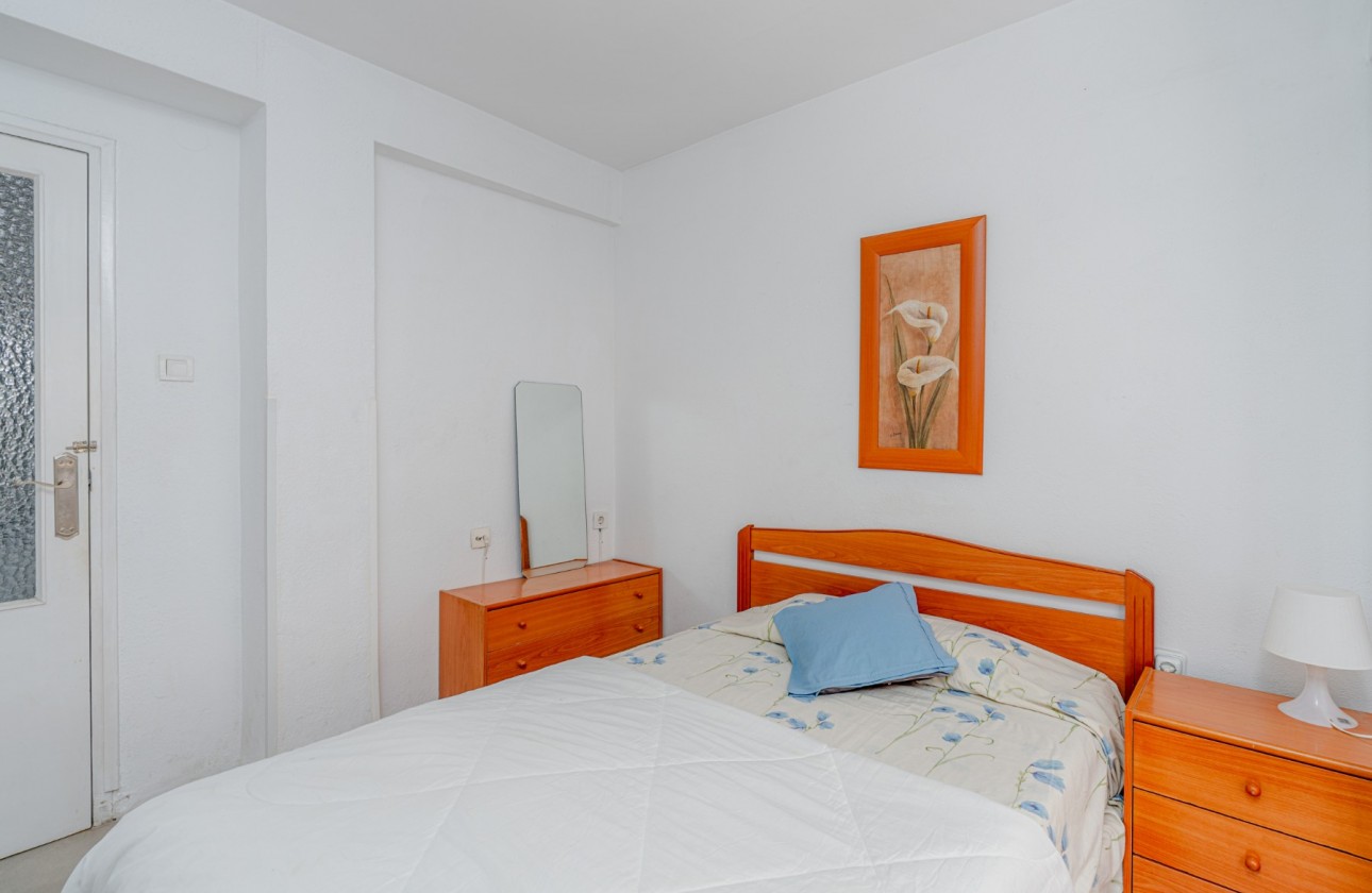 Revente - Apartment - Alicante - Centre