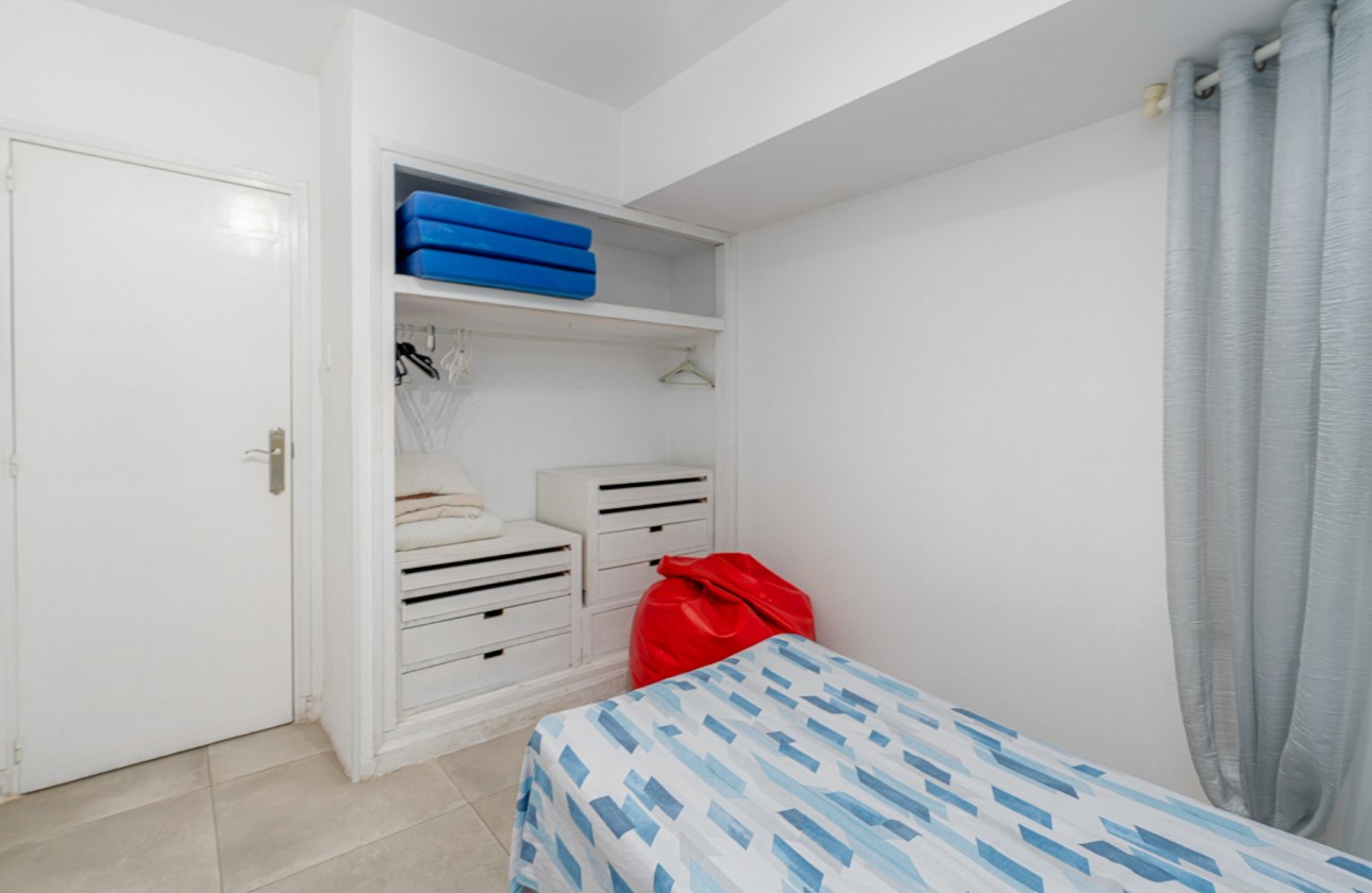 Revente - Apartment - Alicante - Centre