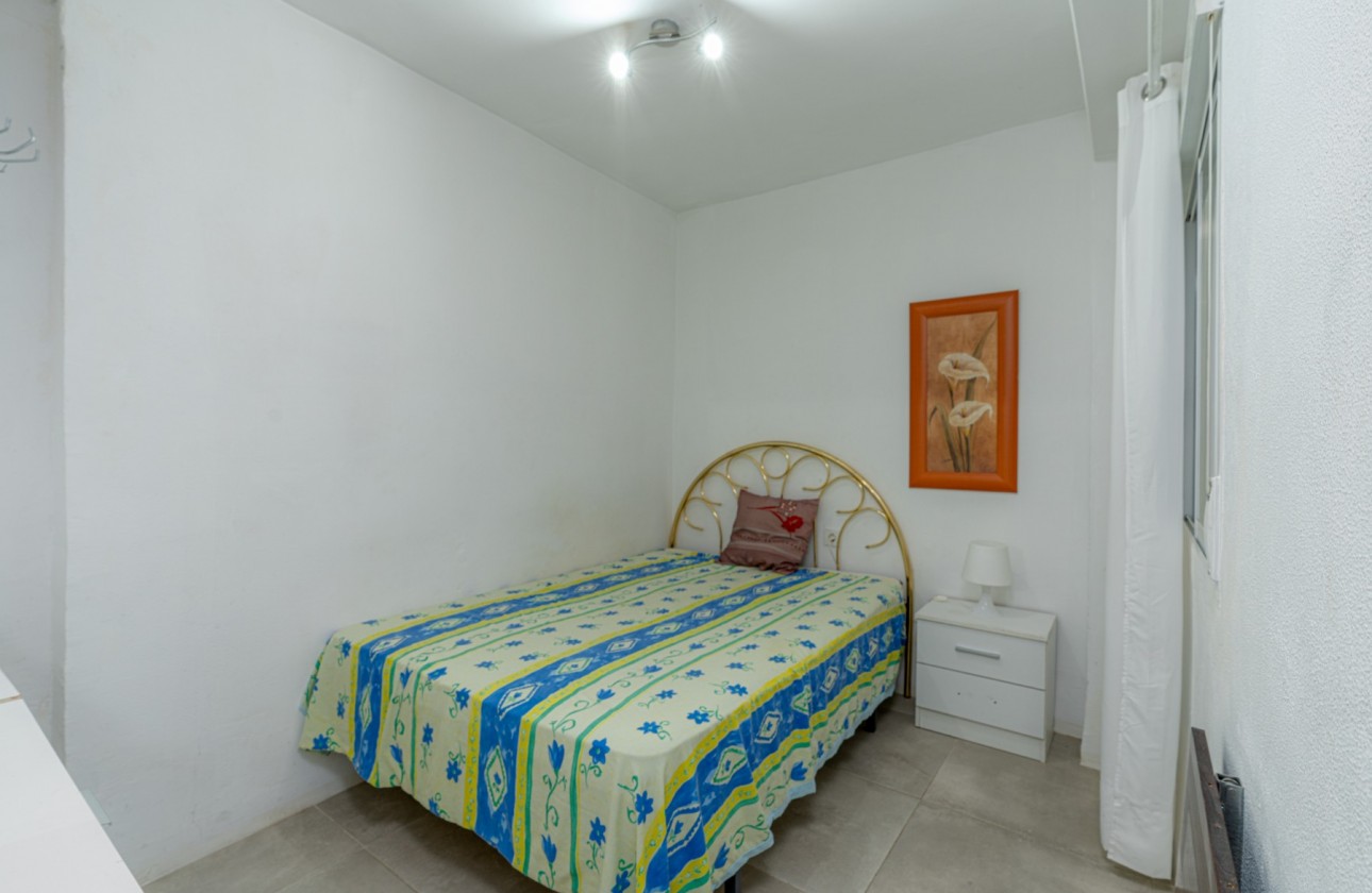 Sprzedaż - Apartament - Alicante - 