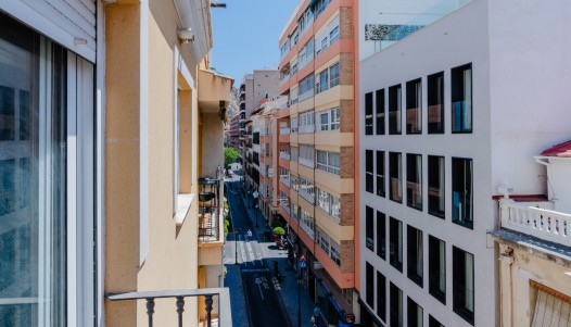 Resale - Apartment - Alicante - Center