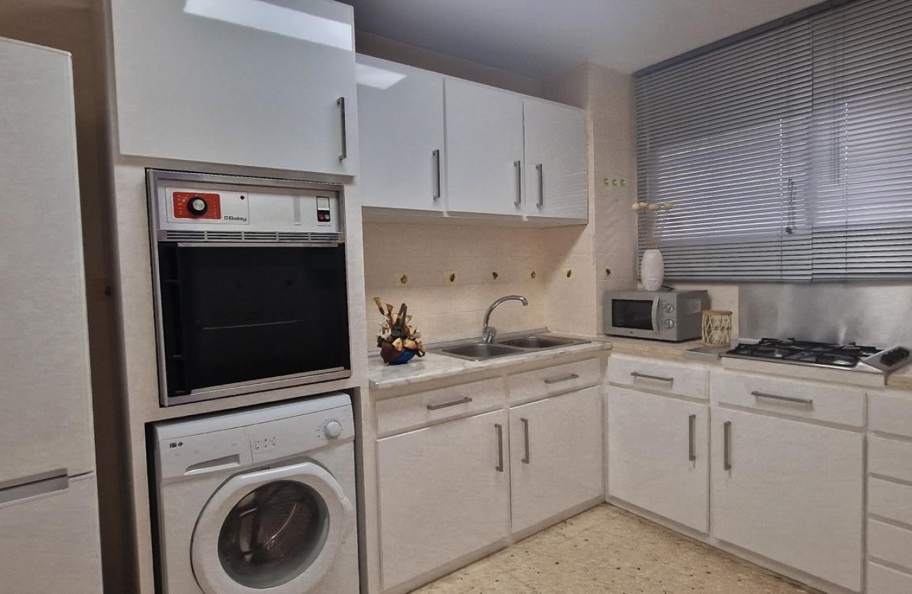 Resale - Apartment - Alicante - Playa de la Albufereta