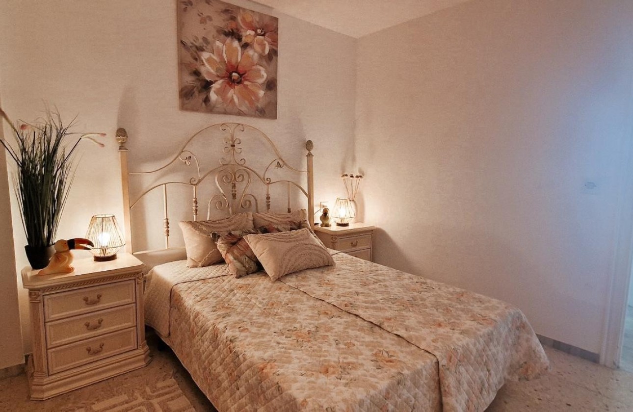 Sprzedaż - Apartament - Alicante - 