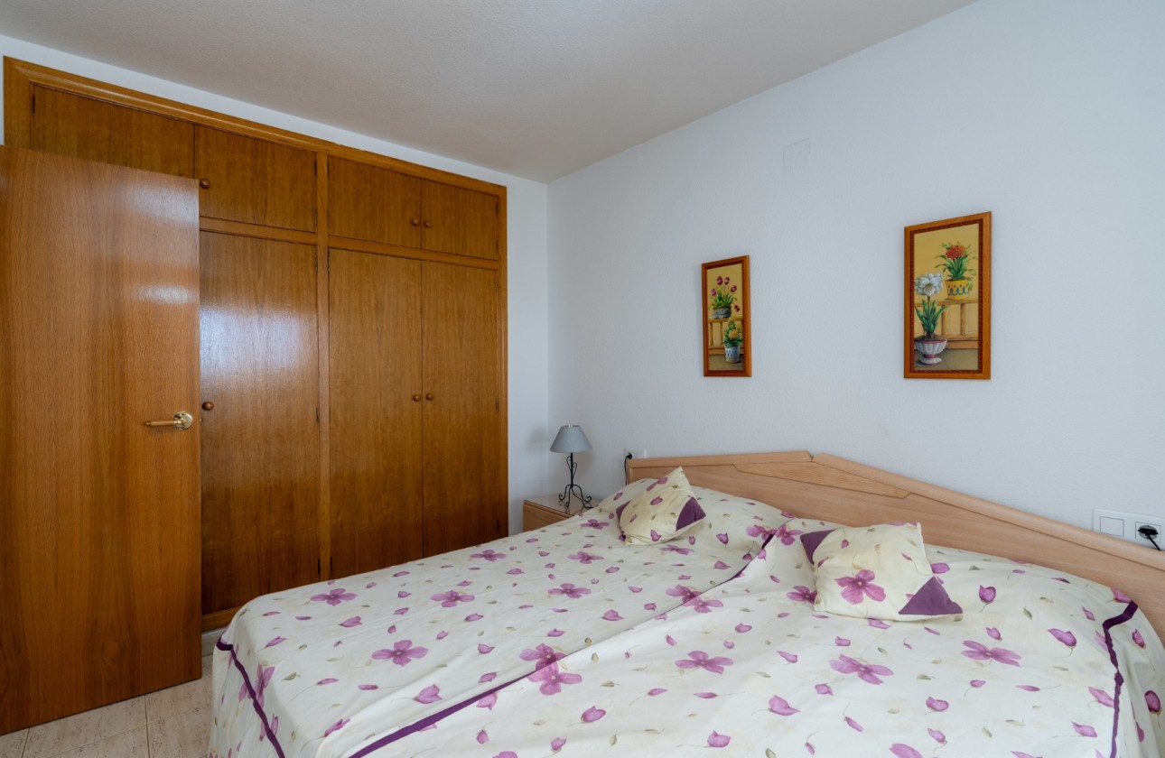 Sprzedaż - Apartament - Urbanova - Urbanova 8