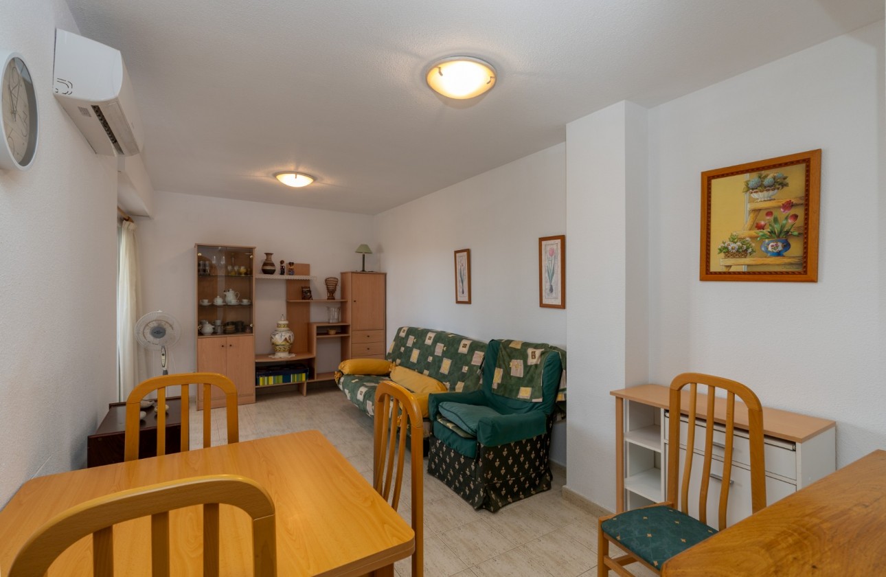 Sprzedaż - Apartament - Urbanova - Urbanova 8