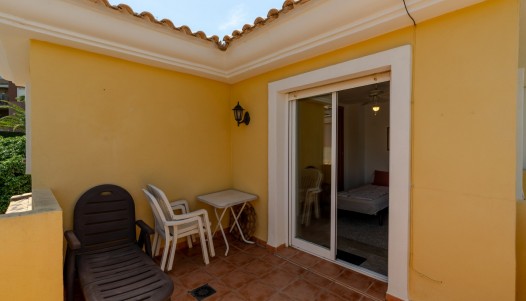 Resale - Villa / parhus - Mutxamel - Club De Golf Bonalba