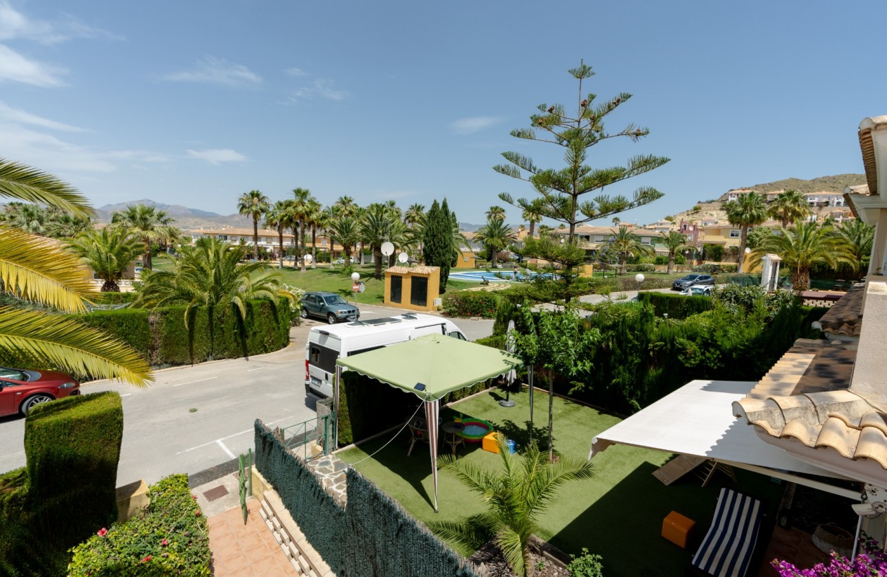 Resale - Villa / Semi-detached - Mutxamel - Club De Golf Bonalba