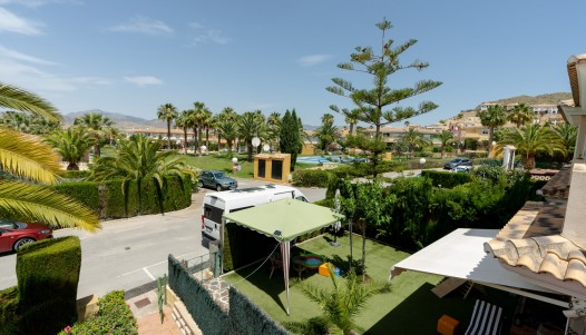 Resale - Villa / parhus - Mutxamel - Club De Golf Bonalba