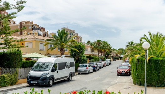 Revente - Villa / Jumelée - Mutxamel - Club De Golf Bonalba