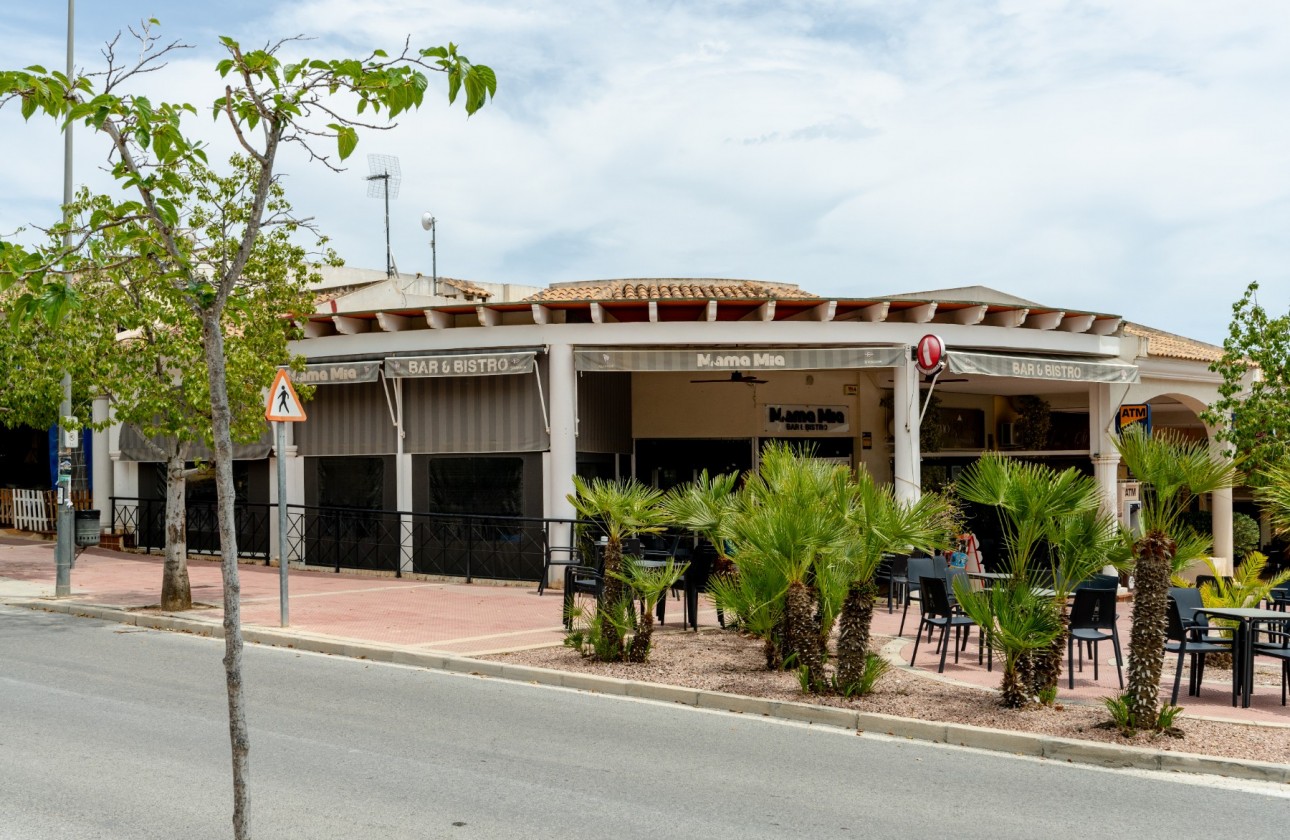 Revente - Villa / Jumelée - Mutxamel - Club De Golf Bonalba