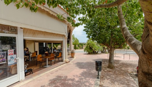 Resale - Villa / parhus - Mutxamel - Club De Golf Bonalba