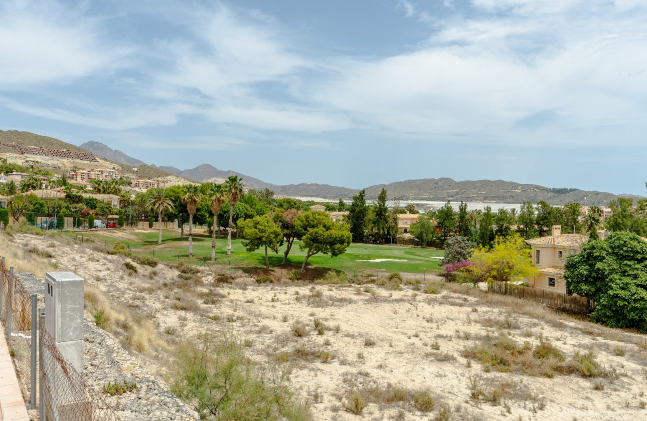 Resale - Villa / Semi-detached - Mutxamel - Club De Golf Bonalba