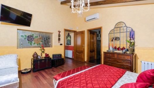 Resale - Villa - San Vicente de Raspeig