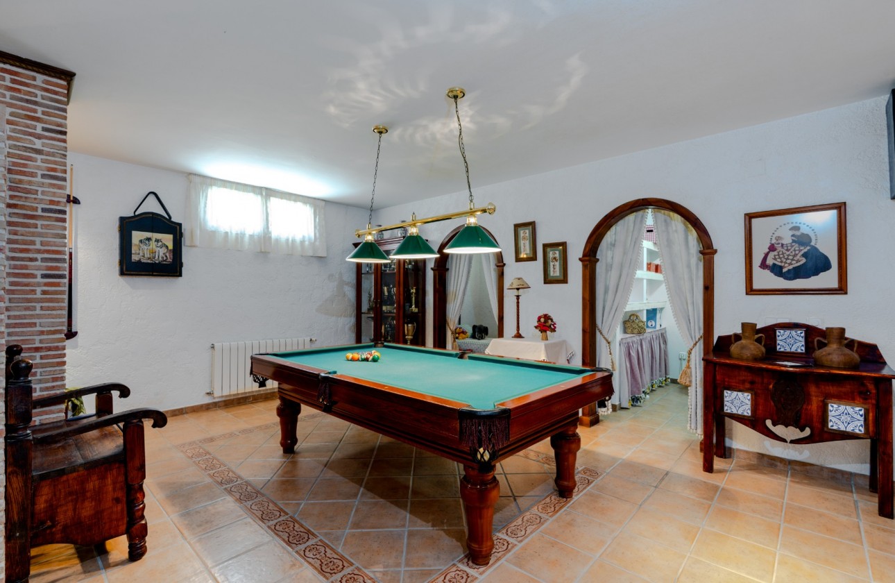 Resale - Villa - San Vicente de Raspeig