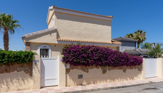 Resale - Villa - Gran Alacant - Monte y Mar Bajo