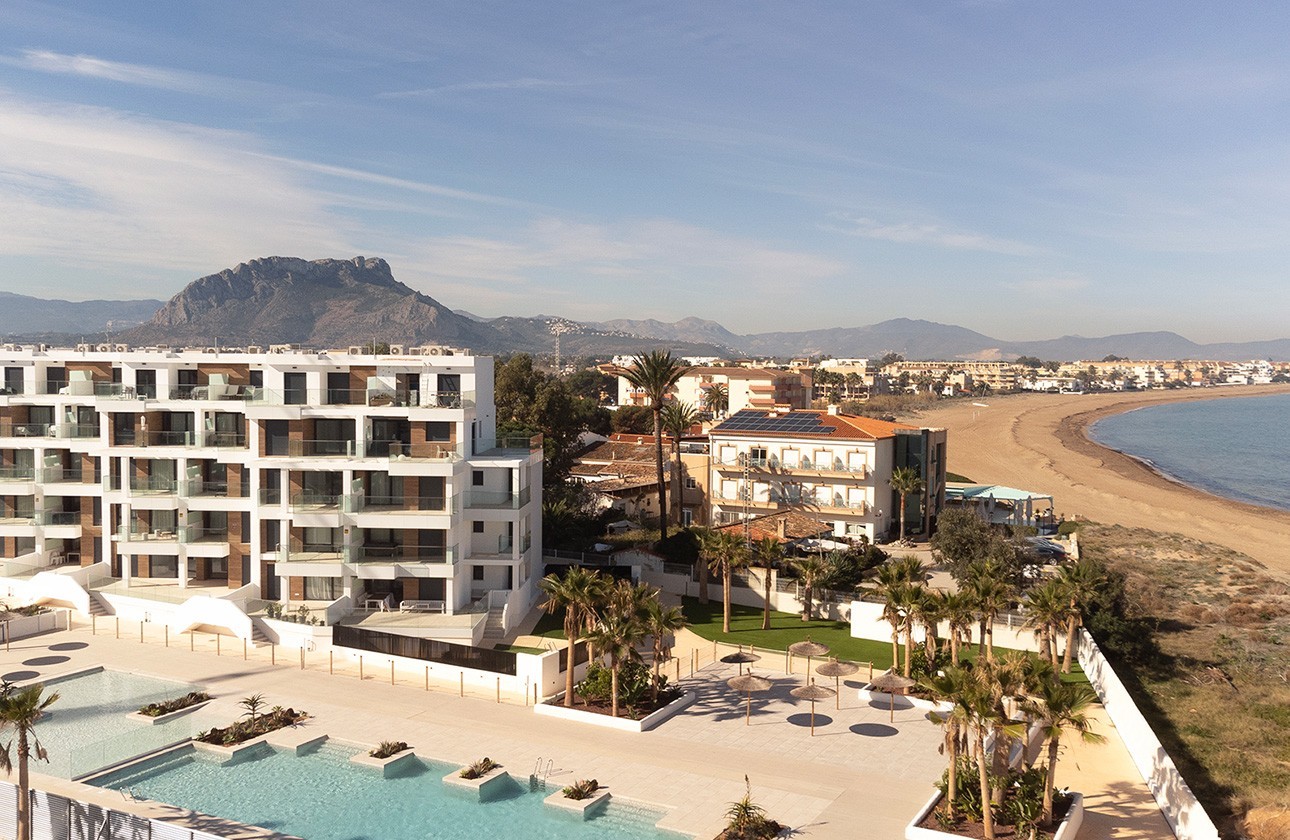 Nueva construcción  - Planta Baja  - Denia - Playa L´Estanyo