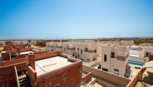 Resale - Villa / Semi-detached - Los Montesinos - La Herrada