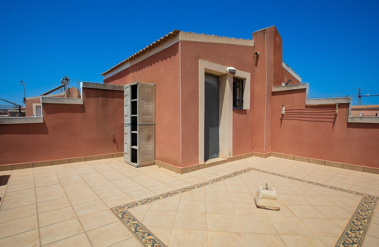 Resale - Villa / Semi-detached - Los Montesinos - La Herrada