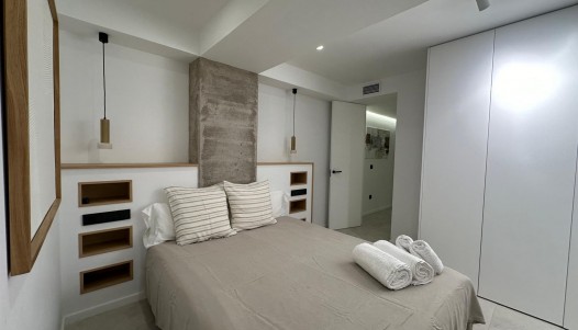 Resale - Apartment - Alicante - Center