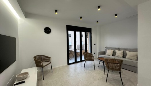 Resale - Apartment - Alicante - Center