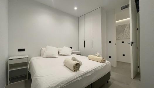 Resale - Apartment - Alicante - Center