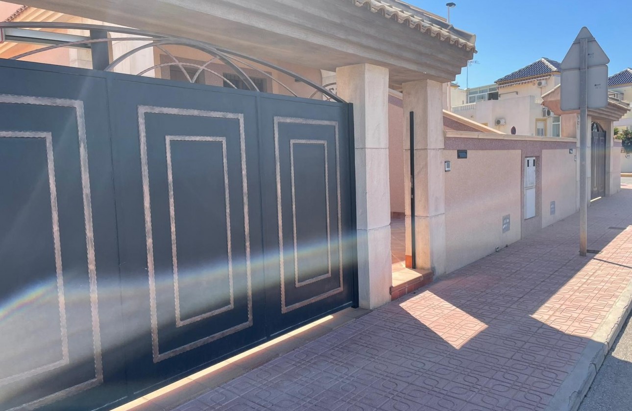 Nouvelle construction - Maison de ville - Torrevieja - Los Altos