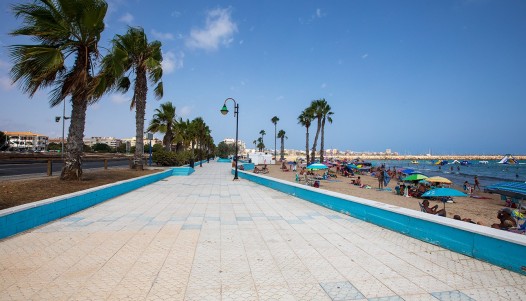 Resale - Apartment - Torrevieja - Playa de los Náufragos