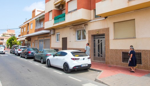 Resale - Apartment - Torrevieja - Playa de los Náufragos